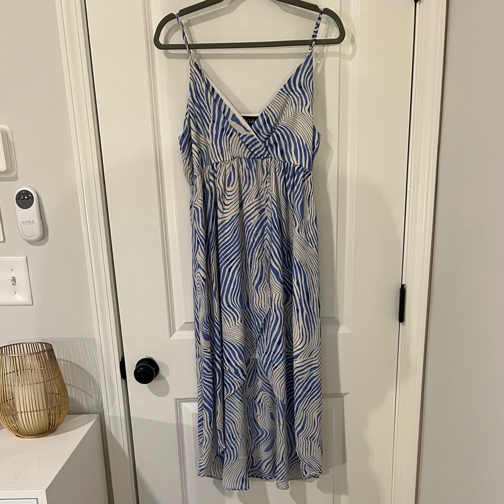 Fabrik blue & white caramela spaghetti strap high-low midi dress - M